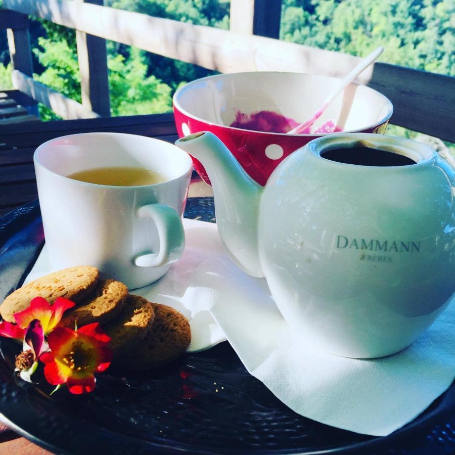 B&B Al Giardino Dei Mandorli Prasco 外观 照片