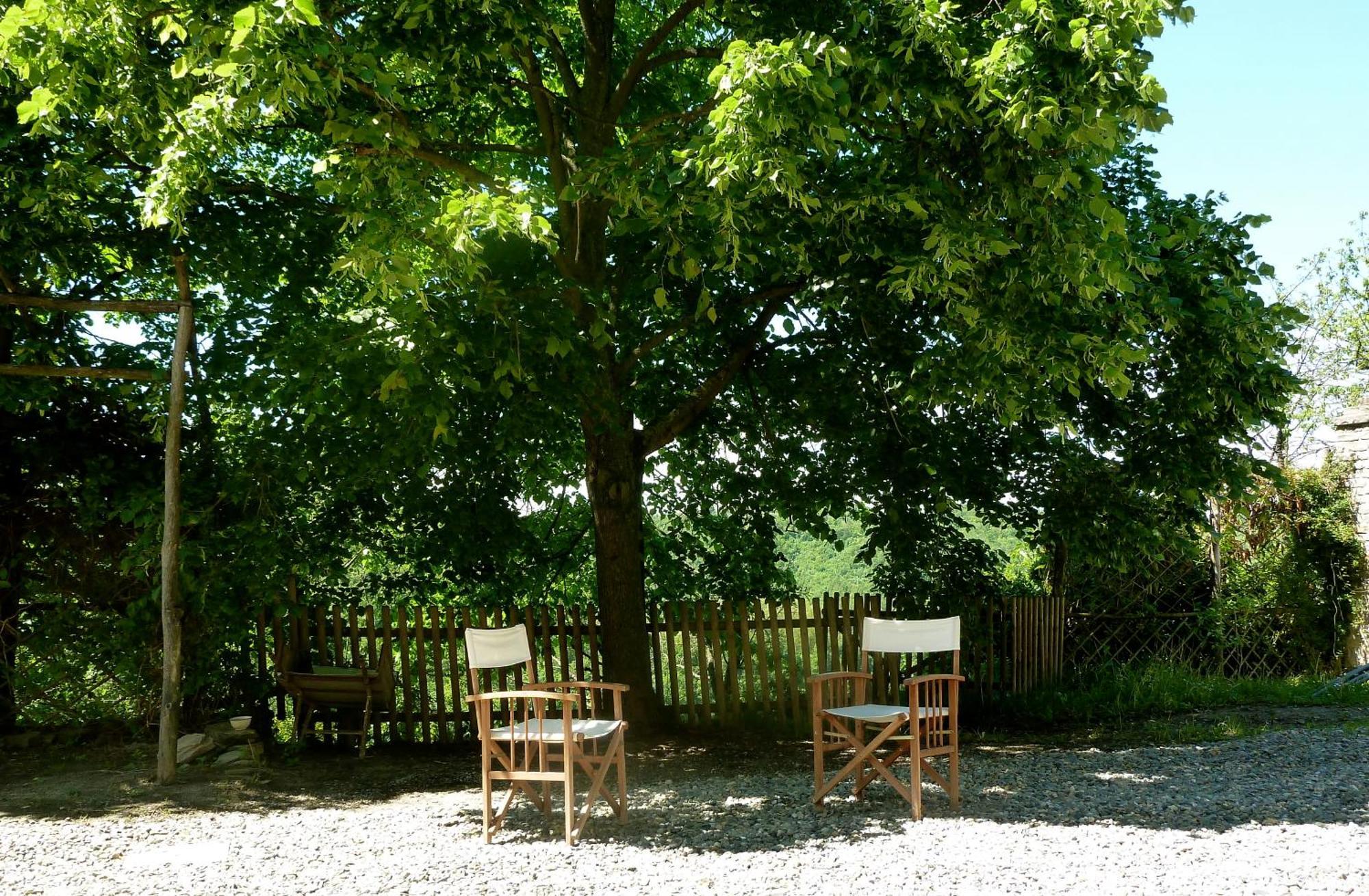 B&B Al Giardino Dei Mandorli Prasco 外观 照片