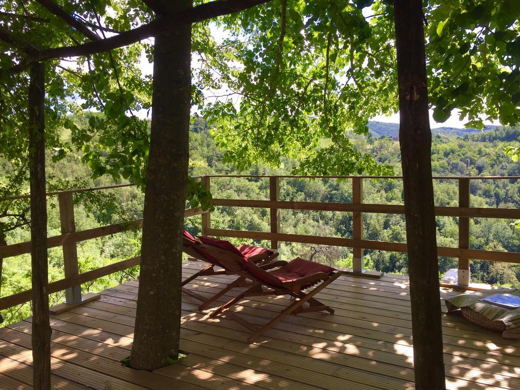 B&B Al Giardino Dei Mandorli Prasco 外观 照片