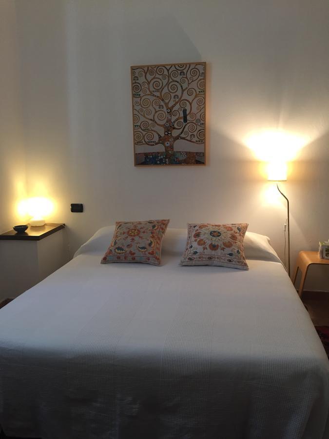 B&B Al Giardino Dei Mandorli Prasco 外观 照片