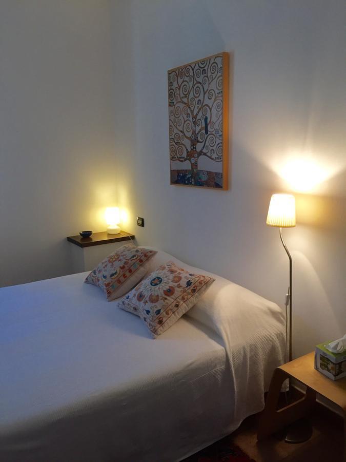 B&B Al Giardino Dei Mandorli Prasco 外观 照片