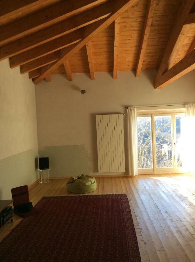 B&B Al Giardino Dei Mandorli Prasco 外观 照片